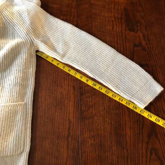 Gap Cardigan - Picture 9 of 9